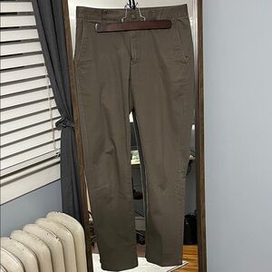 Bonobos Men's Olive Chinos